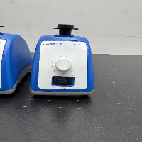 VWR Analog Vortex Mixer - Quantity - 3 image 3